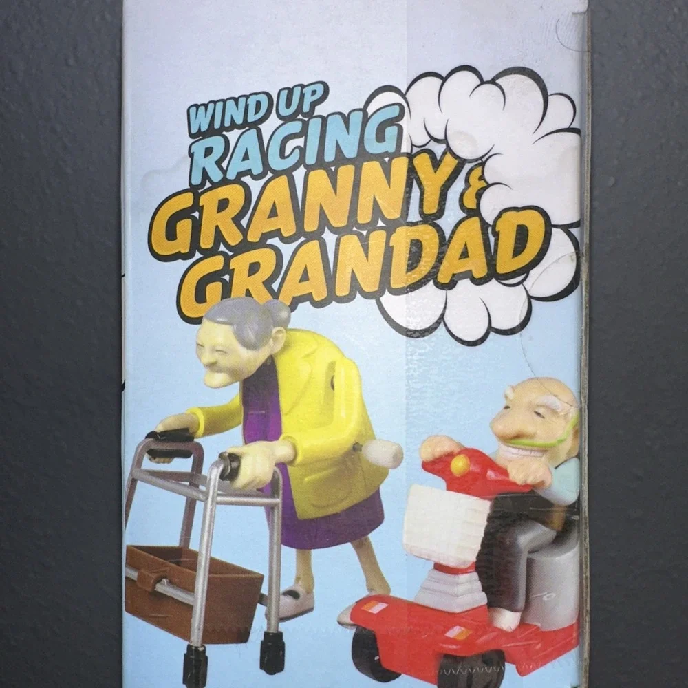 Bluw Racing Granny & Grandad Wind‎ Up Toys NEW